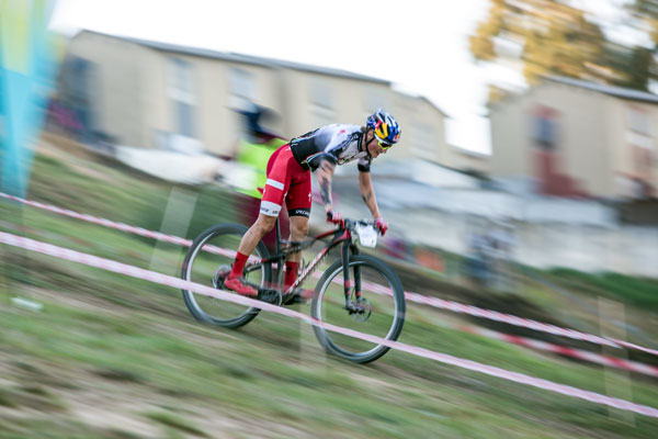 Simon Andreassen in action at the MTO songo.info Champions Race in Kayamandi.  Photo: Johan Badenhorst