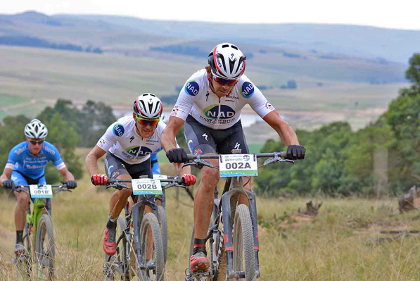 Nico Bell of NAD Pro pushes the pace as the leaders head towards the second waterpoint on the fifth stage of the 2016 Old Mutual joBerg2c between Winterton and Nottingham Road. Photo supplied.