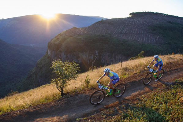 It was a day to forget for the USN-Purefit team of Darren Lill and Waylon Woolcock who experienced a number of issues throughout the day that all but ended their title defence on the second stage of the Race on Friday at the 2016 KAP sani2c Photo: Kevin Sawyer/Gameplan Media