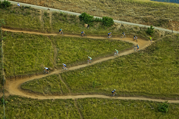 Riders descend a set of switchbacks at the Sani2C. Photo: Kelvin Trautman