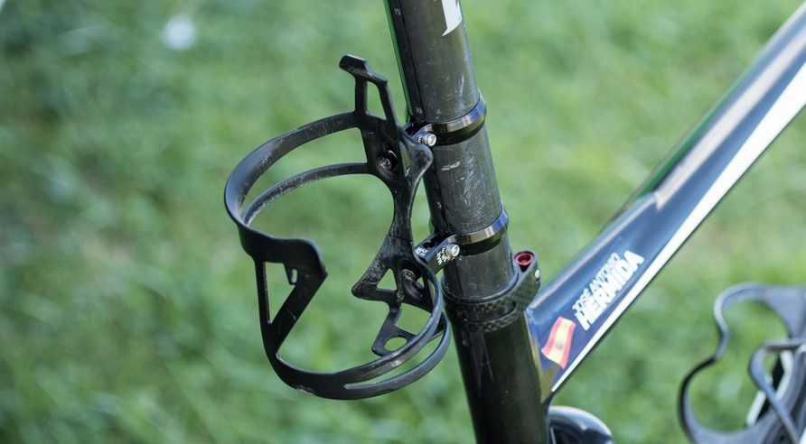 Canyon seatpost cheap bottle cage