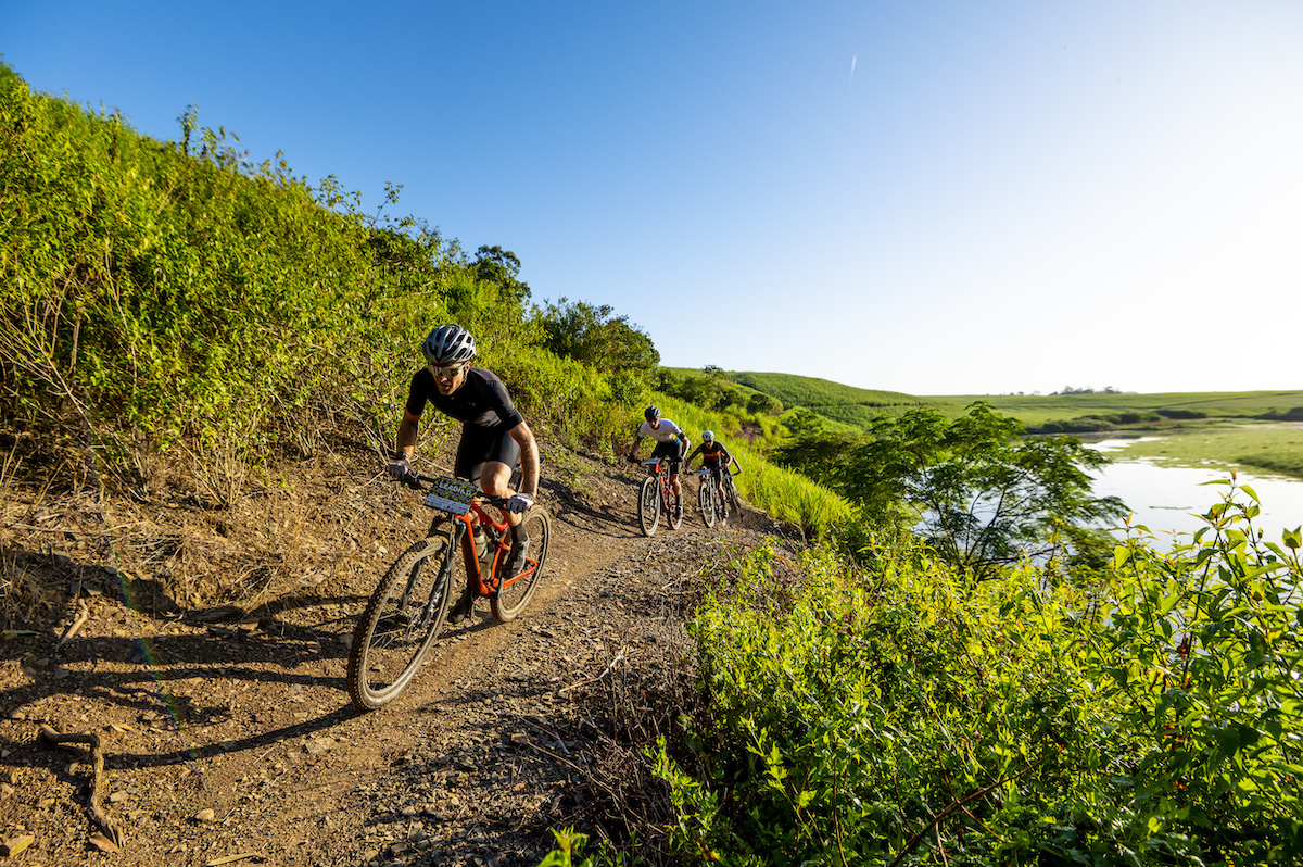 Challenger mountain clearance bike race